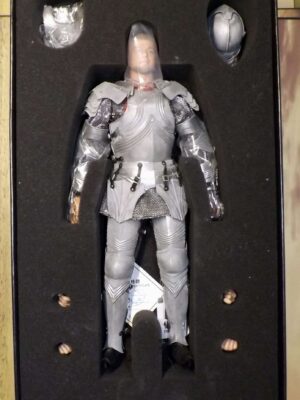 **Tarnished Armour Please See Pictures** 1/6 Scale Coomodel Series Of Empires Knights Superalloy Gothic Knight Standard Version SE115
