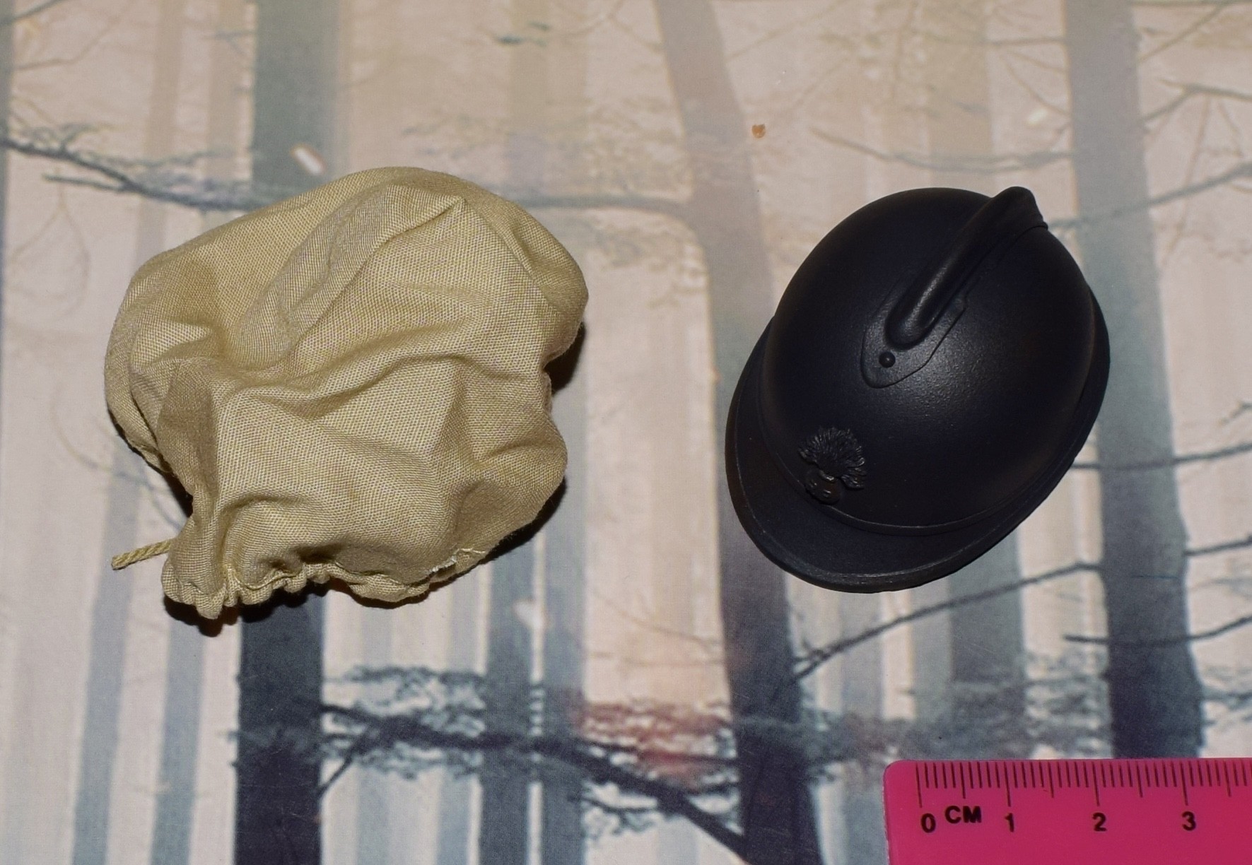 Dragon In Dreams DID 1/6 Scale WW I French Helmet & Cover from Pascal F11003