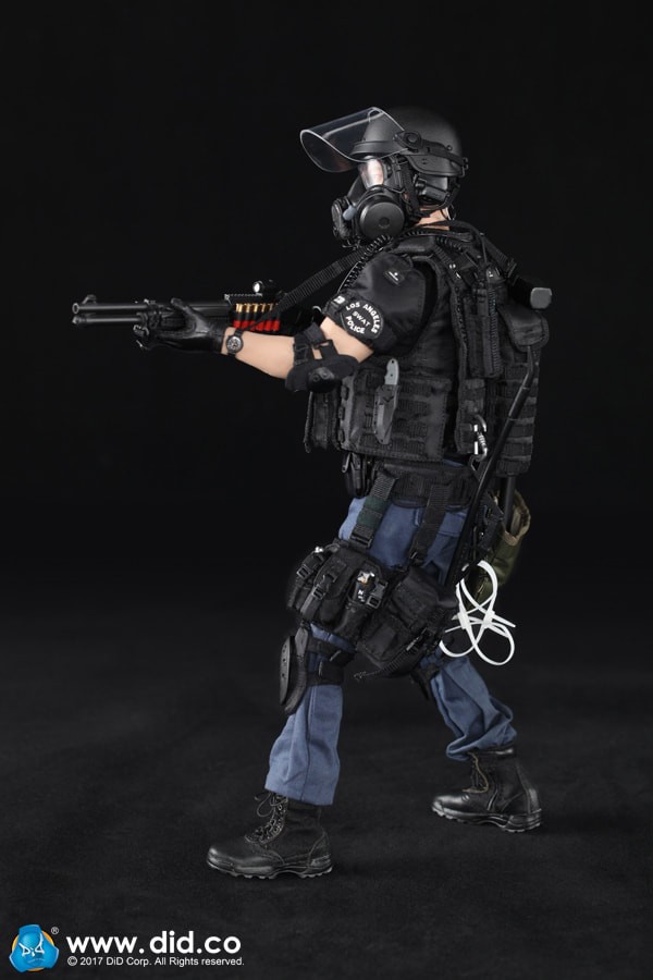TAKESHI YAMADA - LAPD SWAT 3 - LOS ANGELES POLICE DEPARTMENT - SPECIAL WEAPONS AND TACTICAL