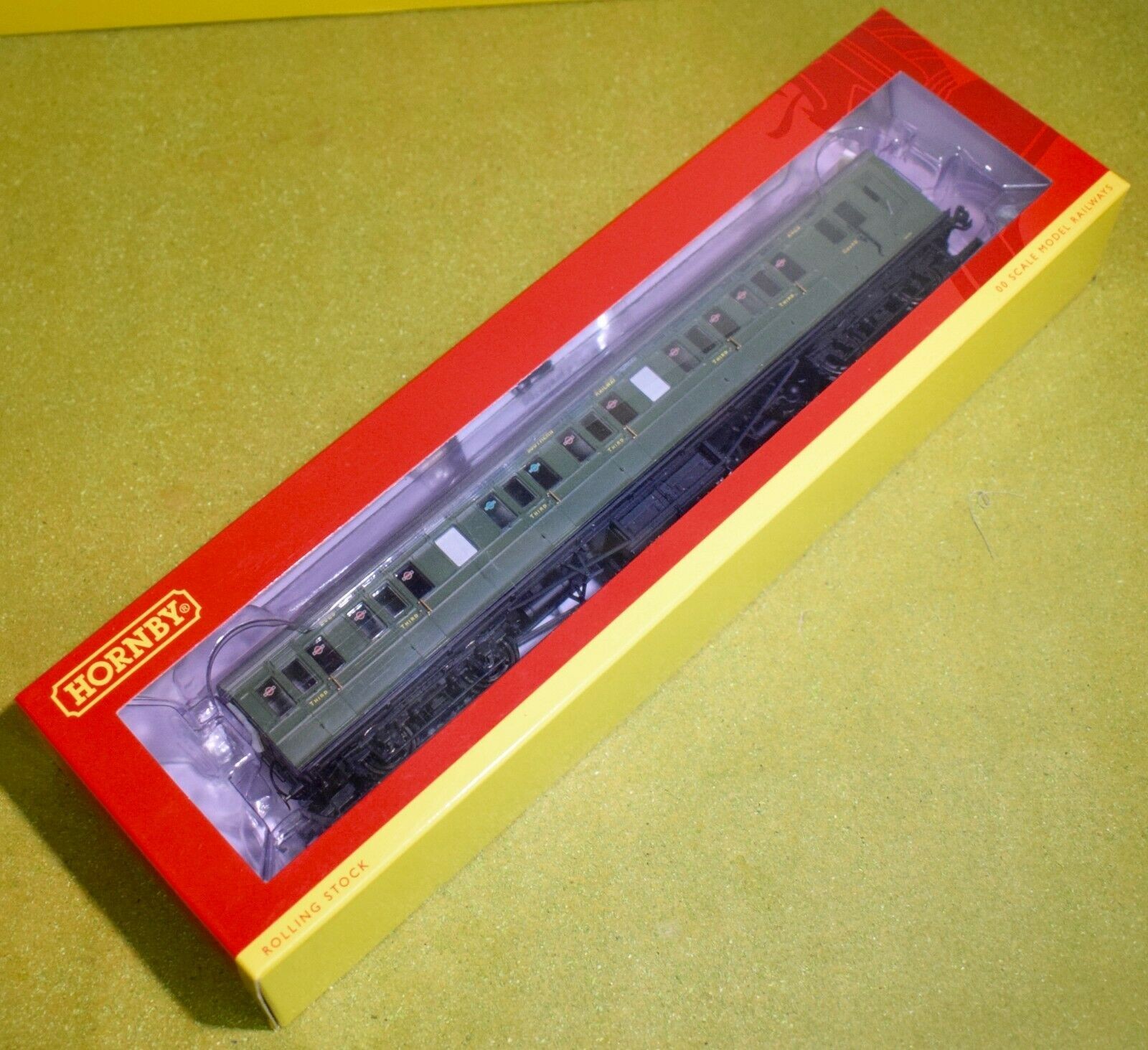 HORNBY RAILWAY OO GAUGE COACH R4718A SR EX LSWR NONCORRIDOR BRAKE 3RD 2625