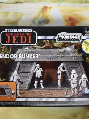 Star Wars The Vintage Collection Return Of The Jedi Endor Bunker & Nik Sant Endor Rebel Commando Scout Trooper Disguise