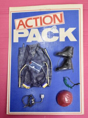 Vintage Action Man Action Pack Red Beret Set