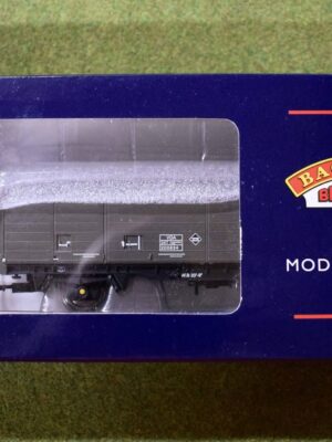 OO Gauge Bachmann Branch Line 38-142 29 Ton Sliding Door Box Van VDA Railfreight Distribution