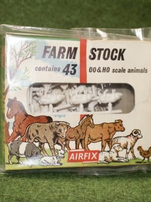 Airfix HO And OO Farm Stock - Mint On Sprue
