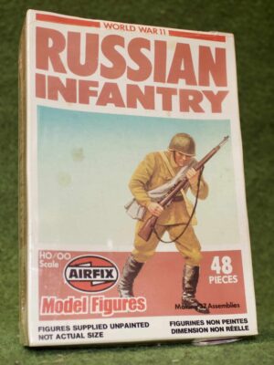 Airfix HO And OO World War II Russian Infantry 9 01717