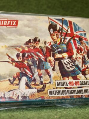 Airfix HO And OO Waterloo Highland Infantry - On Sprue