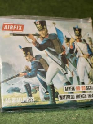 Airfix HO And OO Waterloo French Infantry 01744-6 - On Sprue