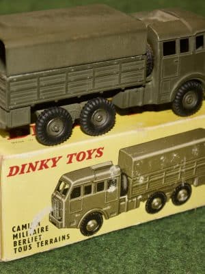 Dinky Toys Camion Militaire Berliet Tous Terrains 818