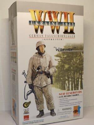 1/6 Scale Dragon WWII German Werner Fallschirmjäger White Version 70110