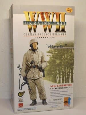 1/6 Scale Dragon WWII German Werner Fallschirmjäger Green Version Special Edition 70110