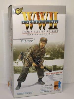 1/6 Scale Dragon WWII German Pieter Fallschirmjäger 70083