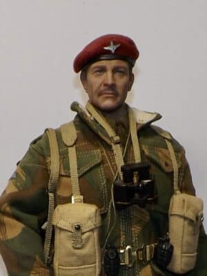1/6 Scale Loose As Pictured Custom WWII British Paratrooper For DID Dragon Figures R260