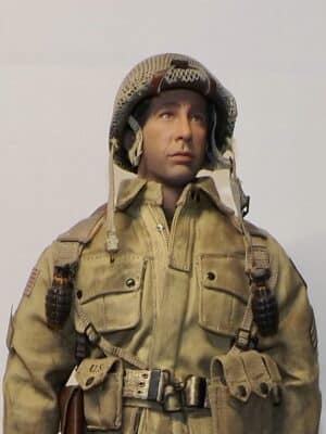 1/6 Scale Loose As Pictured Custom WWII US Paratrooper For DID Dragon Figures R274