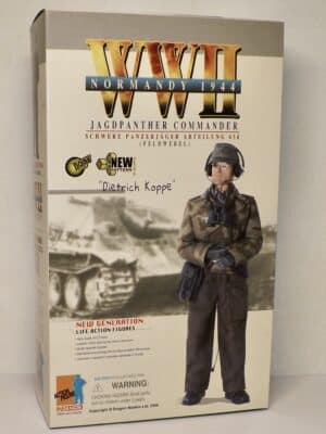 1/6 Scale Dragon WWII German Dietrich Koppe Jagdpanther Commander 70379
