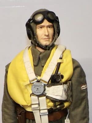 1/6 Scale Loose As Pictured Custom WWII German Pilot / Air Crew For DID Dragon Figures R325