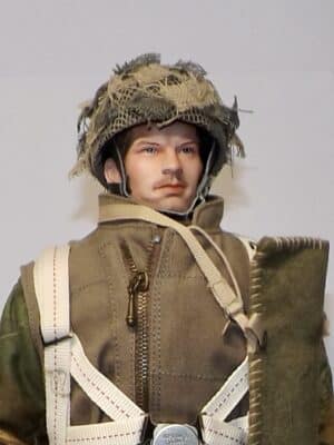 1/6 Scale Loose As Pictured Custom WWII British Paratrooper For DID Dragon Figures R344