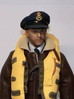 1/6 Scale Loose As Pictured Custom WWII British Pilot / Air Crew For DID Dragon Figures R350