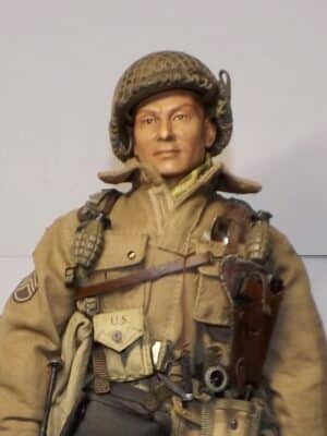 1/6 Scale Loose As Pictured Custom WWII US Airborne Paratrooper For DID Dragon Figures Y291