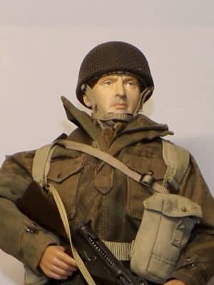 1/6 Scale Loose As Pictured Custom WWII British Paratrooper For DID Dragon Figures Y307