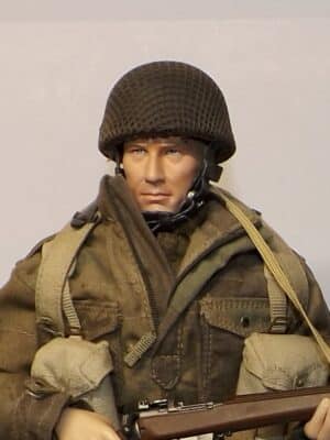 1/6 Scale Loose As Pictured Custom WWII British Paratrooper For DID Dragon Figures Y308