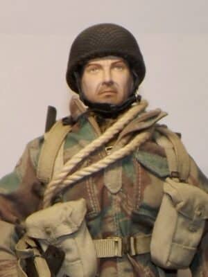 1/6 Scale Loose As Pictured Custom WWII British Paratrooper For DID Dragon Figures R261