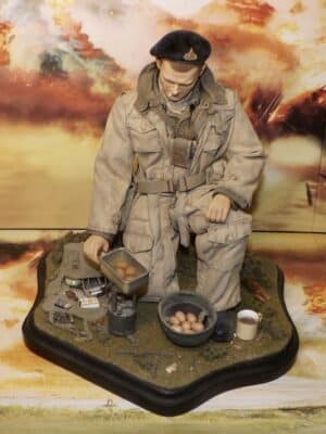 1/6 Scale Loose As Pictured Custom Diorama WWII British Tanker For DID Dragon Figures Y314