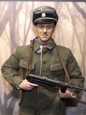 1/6 Scale Loose As Pictured Custom WWII German Kurt Meyer For DID Dragon Figures R332