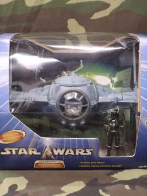 Star Wars Saga A New Hope Imperial Dogfight TIE Fighter Includes Pilot Figure